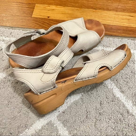 Dansko sandals - Picture 1 of 7